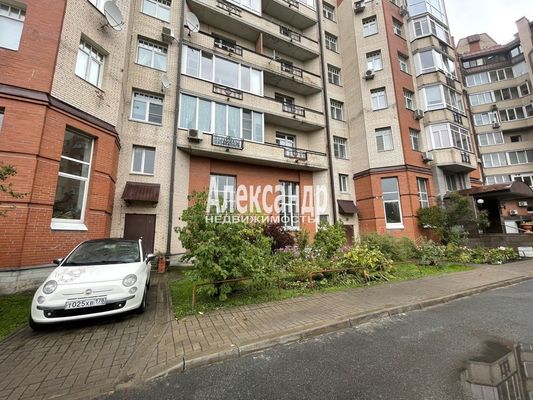 Продам коммерческое помещение 371 м2, Маршала Жукова пр-кт, 54к6, Санкт-Петербург г