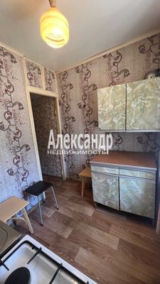 Продам трехкомнатную (3-комн.) квартиру, Акулова ул, 8, Выборг г