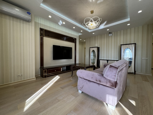 Продам двухкомнатную (2-комн.) квартиру, Тургенева ул, 30, Киров г