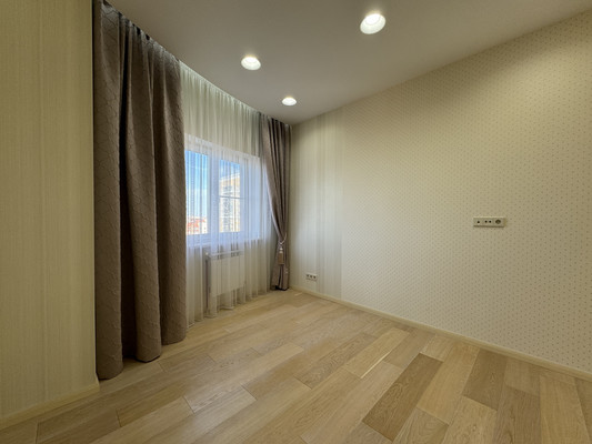 Продам двухкомнатную (2-комн.) квартиру, Тургенева ул, 30, Киров г