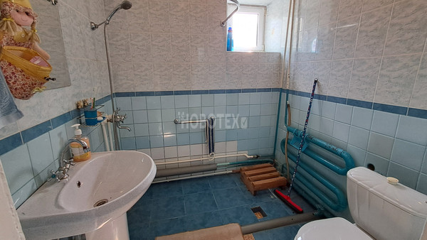 Продам трехкомнатную (3-комн.) квартиру, Станиславского ул, 3, Каневская ст-ца