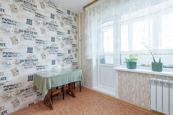 Продам однокомнатную (1-комн.) квартиру, братьев Ткачевых ул, 3, Брянск г