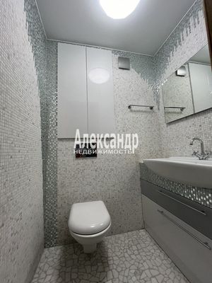 Продам двухкомнатную (2-комн.) квартиру, Культуры пр-кт, 26к1, Санкт-Петербург г