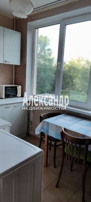 Продам двухкомнатную (2-комн.) квартиру, Славы пр-кт, 35к1, Санкт-Петербург г