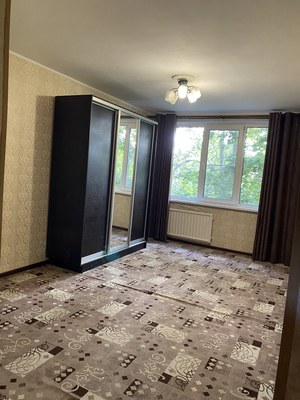 Продам двухкомнатную (2-комн.) квартиру, Славы пр-кт, 35к1, Санкт-Петербург г