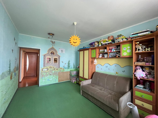Продам трехкомнатную (3-комн.) квартиру, Дуки ул, 60, Брянск г