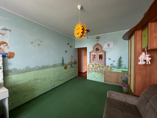 Продам трехкомнатную (3-комн.) квартиру, Дуки ул, 60, Брянск г
