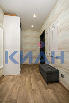 Продам двухкомнатную (2-комн.) квартиру, Елены Стасовой ул, 40А, Красноярск г