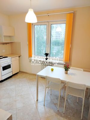 Продам однокомнатную (1-комн.) квартиру, Тихорецкий пр-кт, д. 25 корп. 2, Санкт-Петербург г