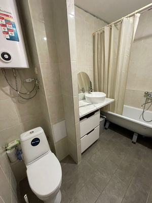 Продам однокомнатную (1-комн.) квартиру, Красный Химик ул, 1к2, Киров г