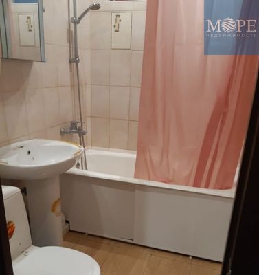 Продам двухкомнатную (2-комн.) квартиру, Донская (Центральный р-н) ул, 43, Сочи г