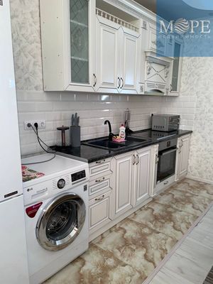 Продам двухкомнатную (2-комн.) , Герцена (Адлерский р-н) ул, 3, Сочи г