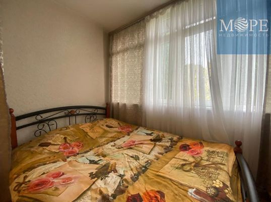 Продам однокомнатную (1-комн.) квартиру, Конституции СССР (Центральный р-н) ул, 32, Сочи г