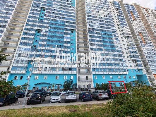 Сдам коммерческое помещение 130,8 м2, Парашютная ул, 42к1, Санкт-Петербург г