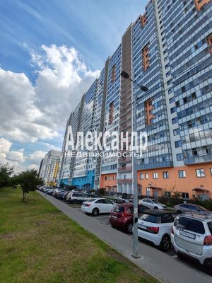 Сдам коммерческое помещение 130,8 м2, Парашютная ул, 42к1, Санкт-Петербург г