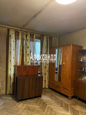 Продам двухкомнатную (2-комн.) квартиру, Большевиков пр-кт, 9к3, Санкт-Петербург г