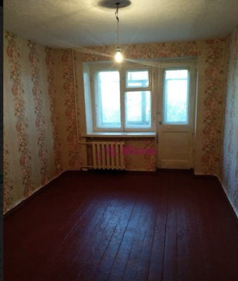 Продам комнату в 6-комн. квартире, Ленинградский пр-кт, 13, Нижний Тагил г