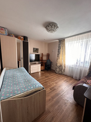 Продам двухкомнатную (2-комн.) квартиру, Оплетина пер, 1, Нижний Тагил г
