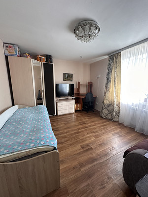 Продам двухкомнатную (2-комн.) квартиру, Оплетина пер, 1, Нижний Тагил г