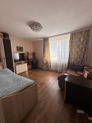 Продам двухкомнатную (2-комн.) квартиру, Оплетина пер, 1, Нижний Тагил г