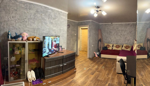 Продам двухкомнатную (2-комн.) квартиру, Ушинского ул, 8, Воронеж г