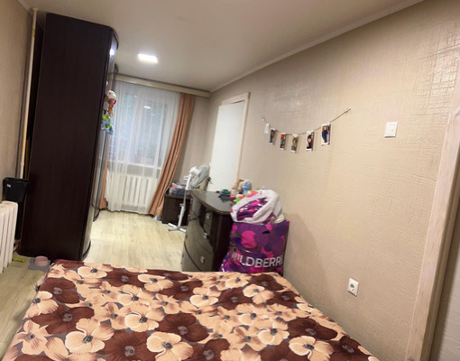 Продам двухкомнатную (2-комн.) квартиру, Ушинского ул, 8, Воронеж г