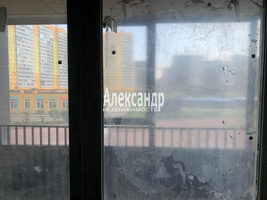 Продам однокомнатную (1-комн.) квартиру, Шувалова ул, 32, Мурино п