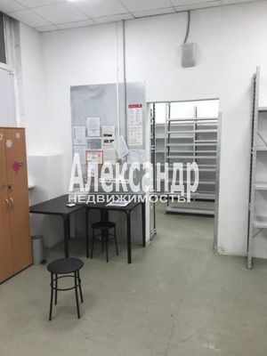 Сдам торговое помещение 300 м2, Тельмана ул, 2, Санкт-Петербург г