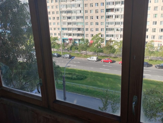 Продам трехкомнатную (3-комн.) квартиру, Уточкина ул, 5, Санкт-Петербург г