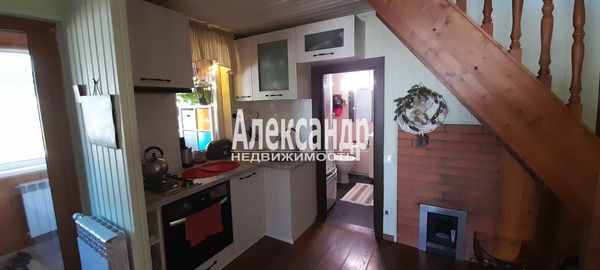 Продам дом в поселке СНТ Ромашка, 32-я (Ромашка тер. СНТ) линия, Сертолово г, 10 км от города