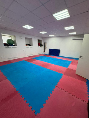 Продам коммерческое помещение 95,9 м2, Коломенская ул, 44, Санкт-Петербург г