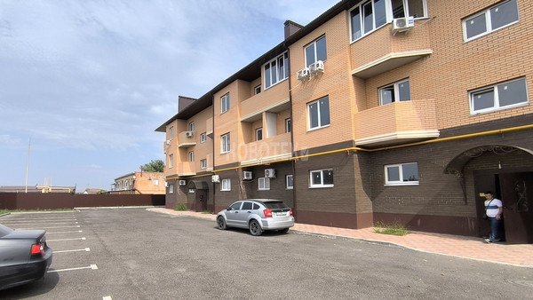 Продам двухкомнатную (2-комн.) квартиру, Кирова ул, 101О, Крымск г
