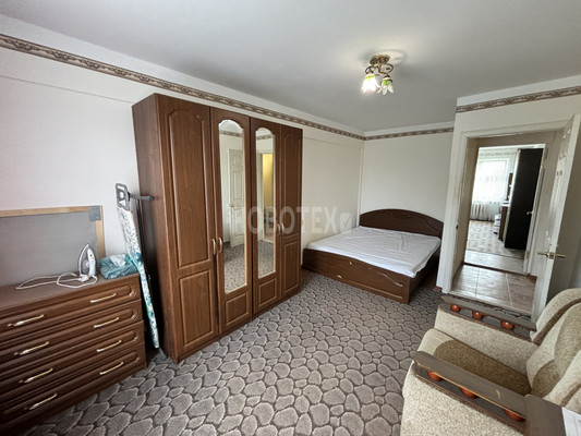 Сдам двухкомнатную (2-комн.) квартиру, Вавилова ул, 7, Крымск г