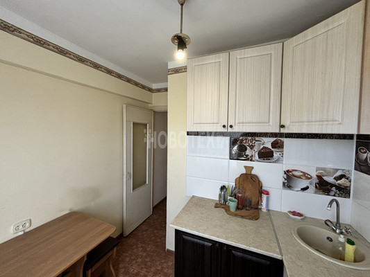 Сдам двухкомнатную (2-комн.) квартиру, Вавилова ул, 7, Крымск г