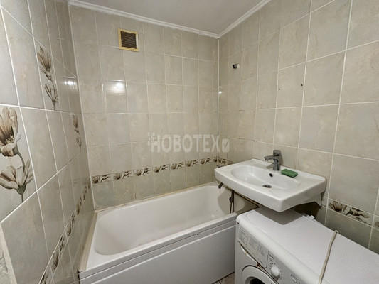 Сдам двухкомнатную (2-комн.) квартиру, Вавилова ул, 7, Крымск г