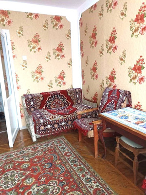 Продам двухкомнатную (2-комн.) квартиру, Профсоюзная ул, 60, Апшеронск г