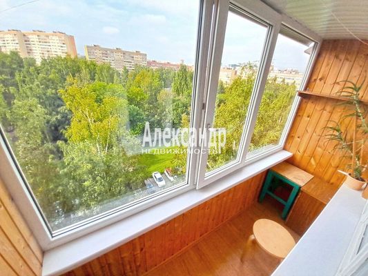 Продам двухкомнатную (2-комн.) квартиру, Кузнецова пр-кт, 23к1, Санкт-Петербург г