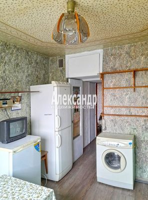 Продам двухкомнатную (2-комн.) квартиру, Кузнецова пр-кт, 23к1, Санкт-Петербург г