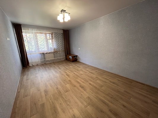 Продам однокомнатную (1-комн.) квартиру, Татарская ул, 33, Рязань г