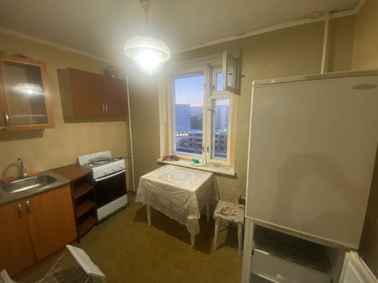 Продам однокомнатную (1-комн.) квартиру, Петрозаводская ул, 19, Сыктывкар г