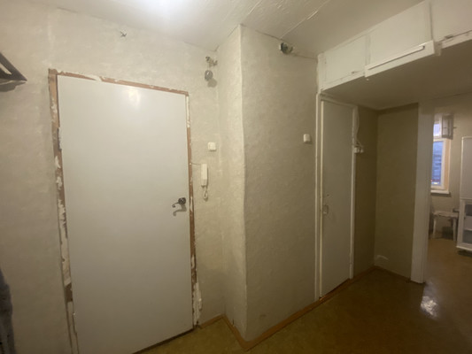 Продам однокомнатную (1-комн.) квартиру, Петрозаводская ул, 19, Сыктывкар г