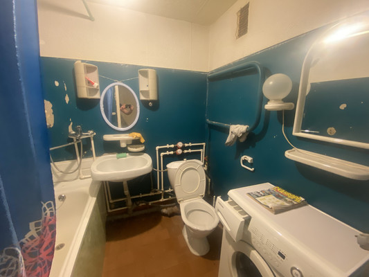 Продам однокомнатную (1-комн.) квартиру, Петрозаводская ул, 19, Сыктывкар г