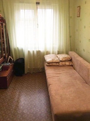 Продам трехкомнатную (3-комн.) квартиру, Сурикова ул, 30А, Киров г
