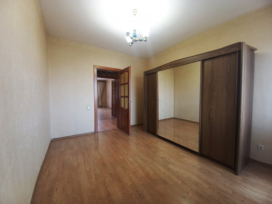 Продам многокомнатную квартиру, Станиславского ул, 29, Иркутск г
