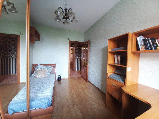 Продам многокомнатную квартиру, Станиславского ул, 29, Иркутск г