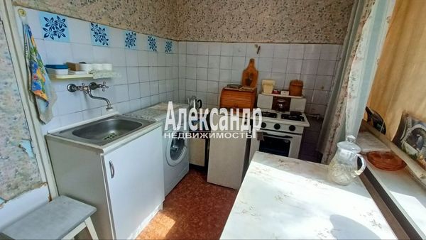 Продам однокомнатную (1-комн.) квартиру, Купчинская ул, 17к2, Санкт-Петербург г