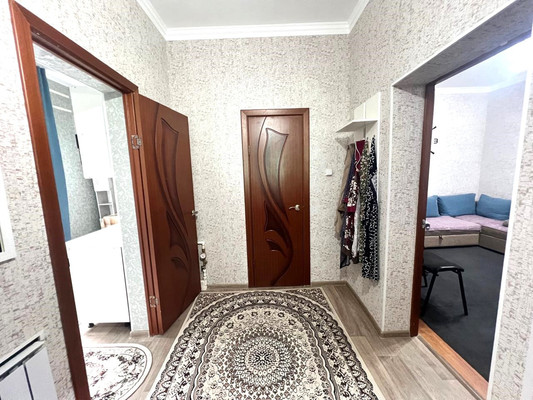 Продам двухкомнатную (2-комн.) квартиру, Профсоюзная ул, 49, Апшеронск г