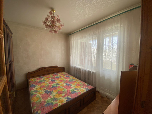 Продам трехкомнатную (3-комн.) квартиру, Коммунистический пр-кт, 33к3, Ростов-на-Дону г