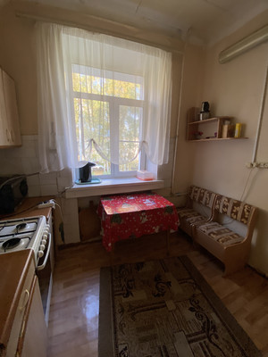 Продам многокомнатную квартиру, Заречная ул, 2, Киров г