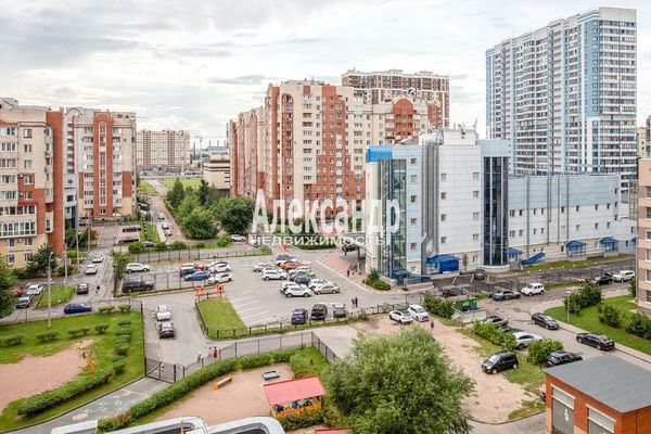 Продам однокомнатную (1-комн.) квартиру, Кондратьевский пр-кт, д. 64 корп. 4, Санкт-Петербург г